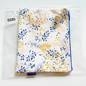 0285 NWOT BIRCHBOX WATERPROOF TRAVEL BAG POUCH WALLET BAG MAKEUP BAG